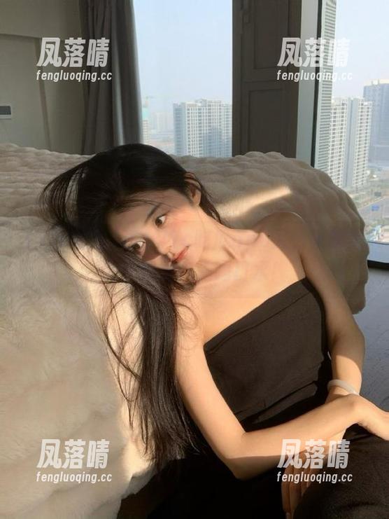 17c吃瓜 咦,17c吃瓜app又传来啥黑料?别急,先喝口水!