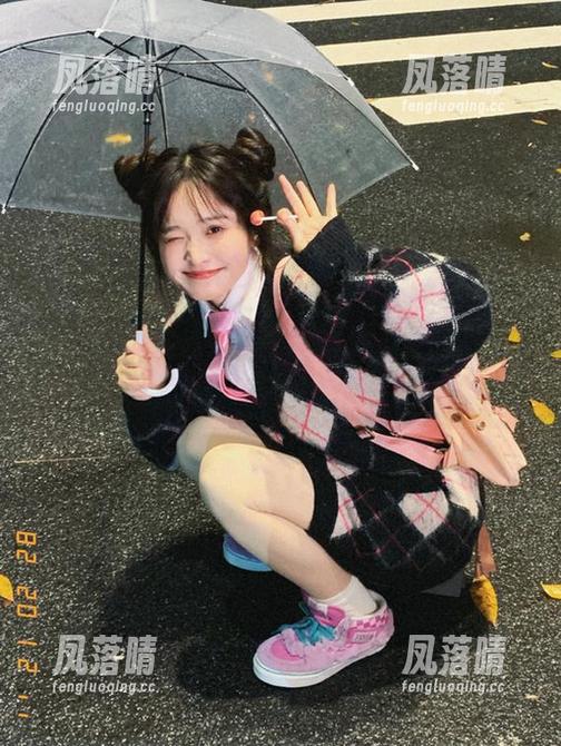 51吃瓜 在线聚焦:在51吃瓜官网,你的八卦时刻被捕获!