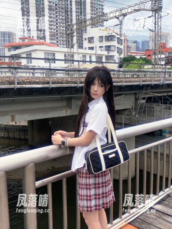 51吃瓜网 派对必备,51吃瓜网发布最受欢迎的吃瓜表情包!