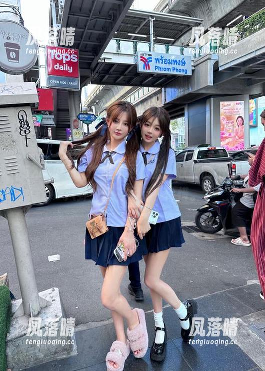 在52吃瓜网址上，收获的不止是八卦，还有那点小怜惜。