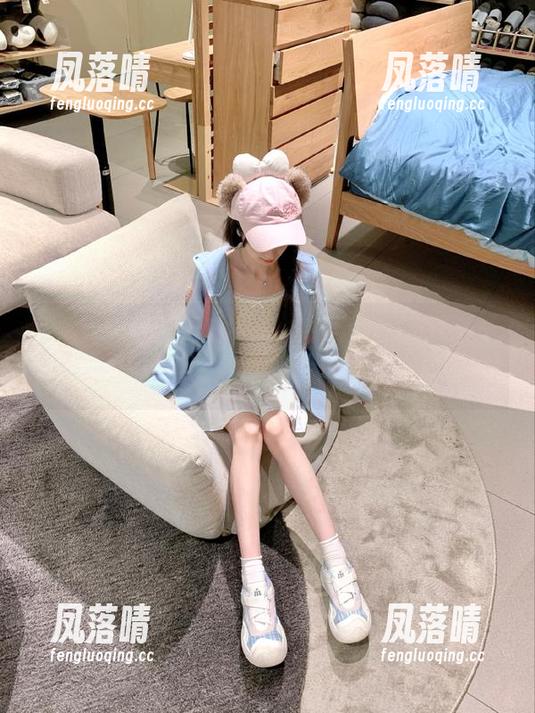 629吃瓜网 当你的线路被瓜卡住,629吃瓜网cgw带你穿越八卦宇宙!