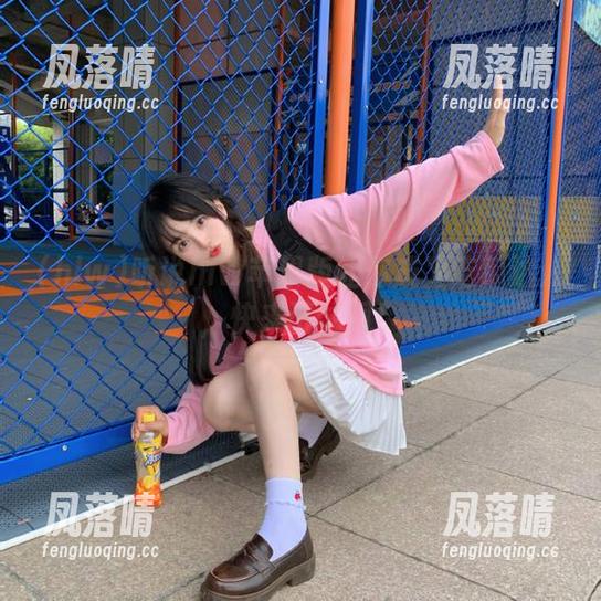 hlw 听说hlw苹果版让你成为吃瓜达人,快来试试啊!