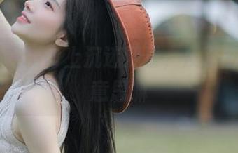在hlw上沉迷观看，反正生活才没意思嘛