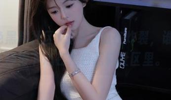 最新消息在炸裂，谁还能静得下心在九色黑料社区里。