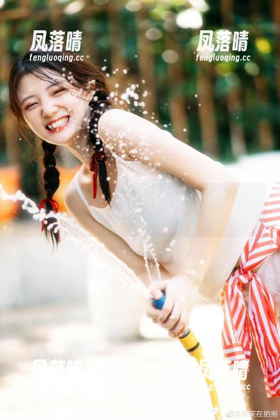 五一吃瓜群众 登录后你会发现,五一吃瓜群众的消息还有点辣味儿?
