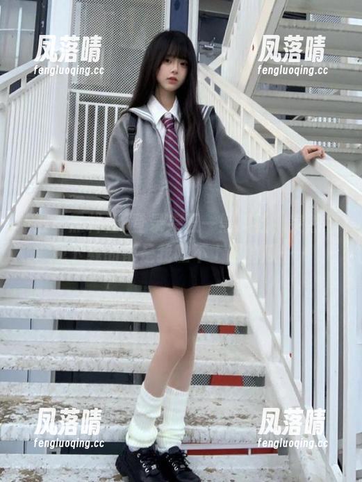 五一黑料社 登录完五一黑料社,突然发现下载的都是我瞧不上眼的瓜……