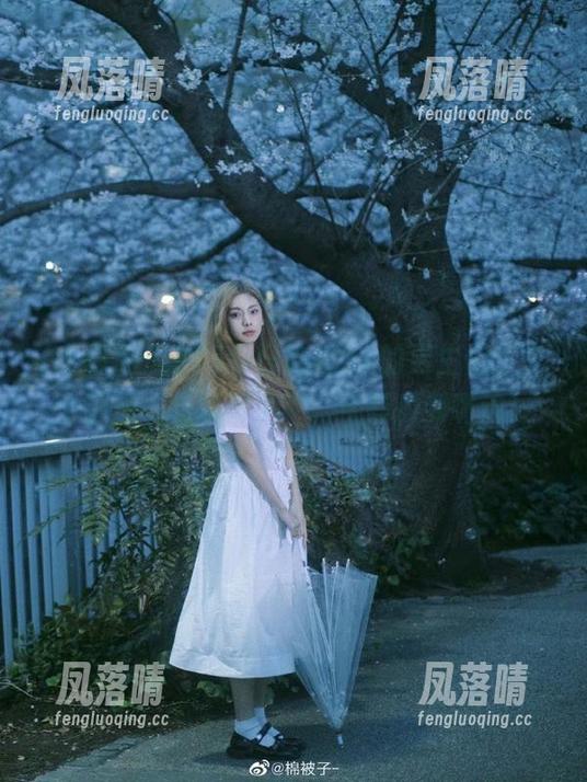 今日吃瓜91的男生们，个个都是‘吃瓜高手’，坐等瓜到嘴边！