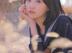 在“冲哥黑料正能量”苹果版中，有个传送门，传送到你的脑洞里去！