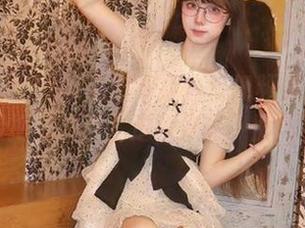吃瓜不打烊：视频里那网红直接把“做作”进行到底，服气了。
