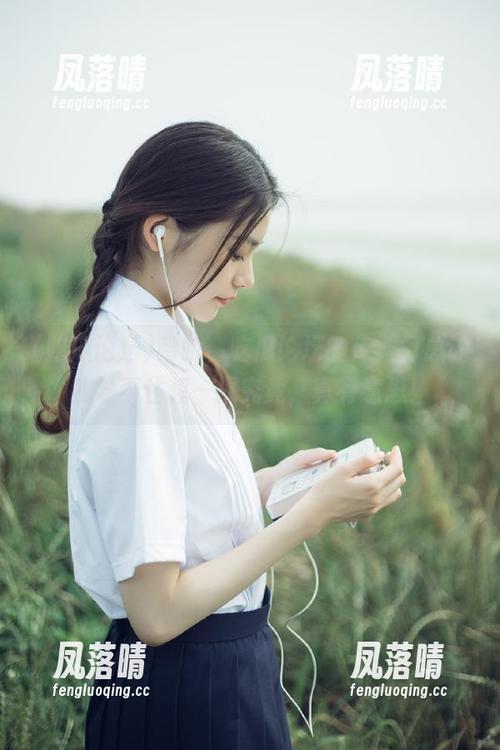 吃瓜论坛 哈哈,吃瓜论坛的传送门总让我忍不住想一探究竟,真有意思!