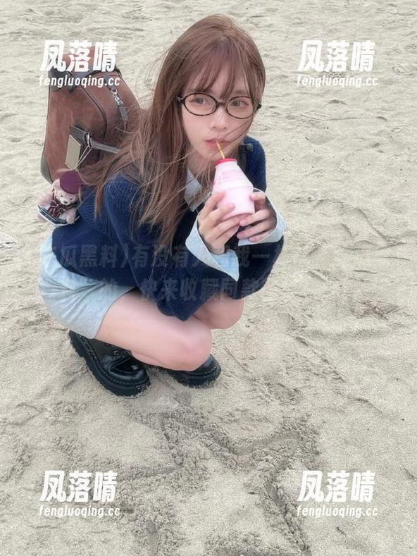 吃瓜黑料 有没有人和我一样嗑“吃瓜黑料”的,快来收藏同款网址在线!