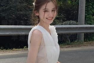 老婆大人心情爆表，网曝黑料苹果版每天都被刷屏！