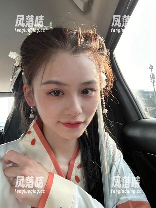 一不小心就被黑料51网址吸引，瓜越吃越多
