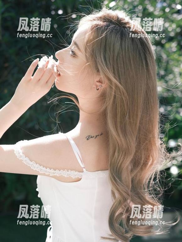 黑料传送门 不在“万里长征黑料传送门”网站上,不知道现在瓜界流行什么了!