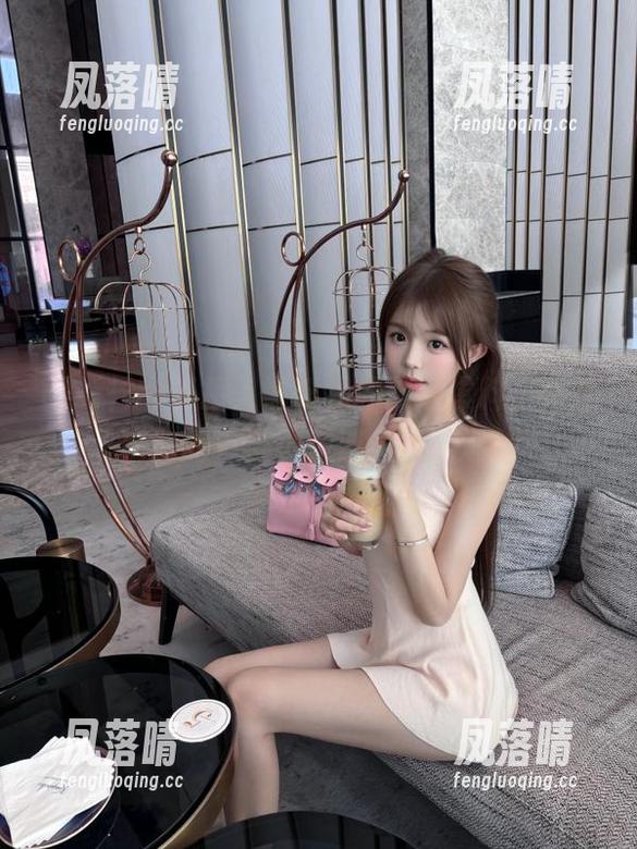 链接：黑料社的独家爆料，竟然比我的八卦小道消息还劲爆！