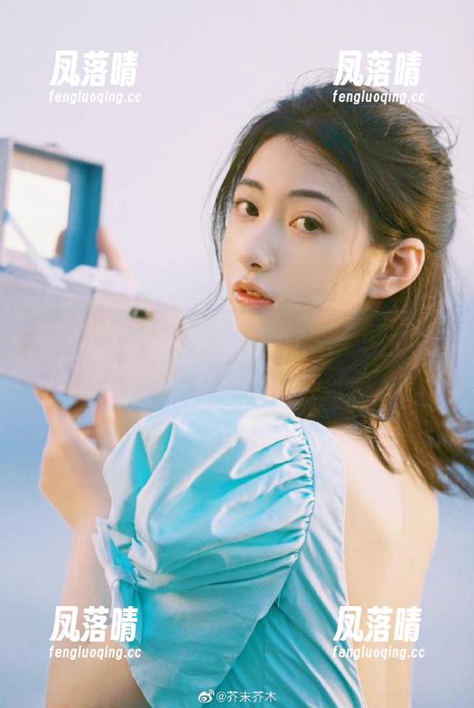 黑料网 夜深人静?黑料网地址照样不打烊,瓜依旧香!