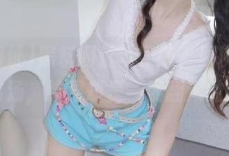 黑料网址苹果版，原以为是安静的鸡汤，结果却是一锅翻滚的八卦！